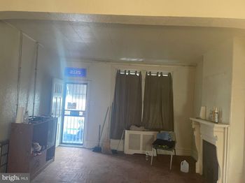 2515 N Chadwick Street