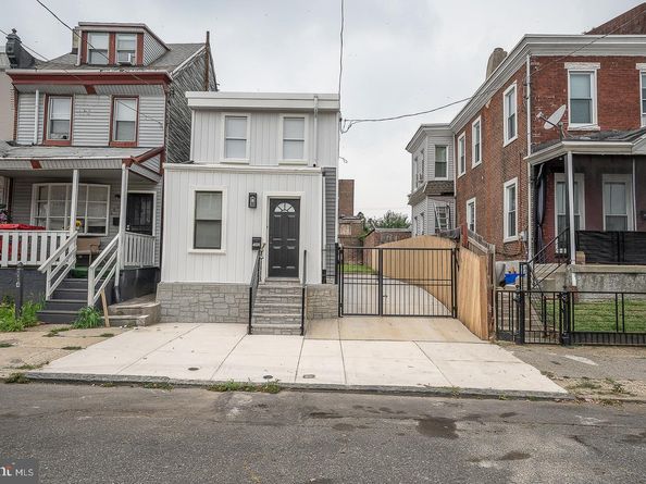 4826 Hawthorne Street, Philadelphia PA 19124
