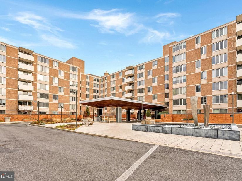 2939 Van Ness Street NW 845, Washington DC 20008