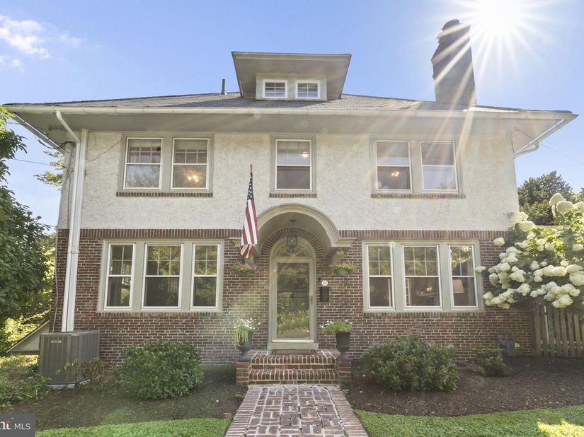 101 Maple Avenue, Wyncote PA 19095