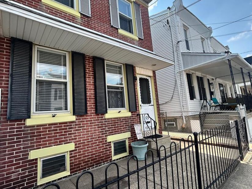 2832 Kirkbride Street, Philadelphia PA 19137