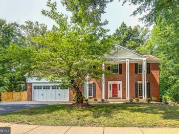 2669 Oakton Glen Drive