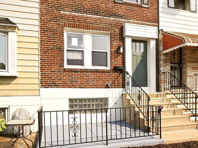 5544 Windsor Street, Philadelphia PA 19143