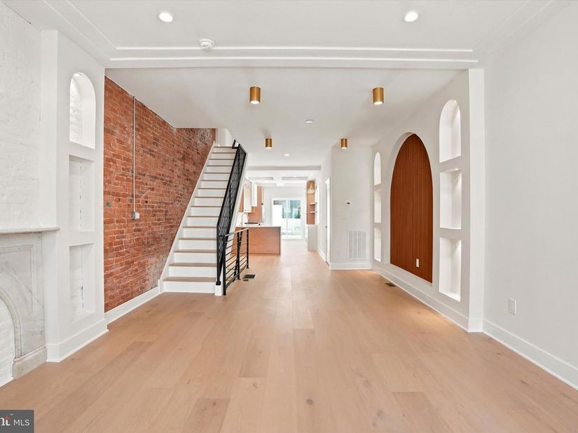 729 Wharton Street, Philadelphia PA 19147