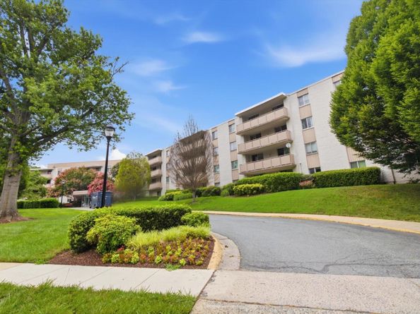 7501 Democracy Boulevard 339, Bethesda MD 20817