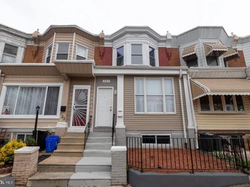 121 N 55TH Street