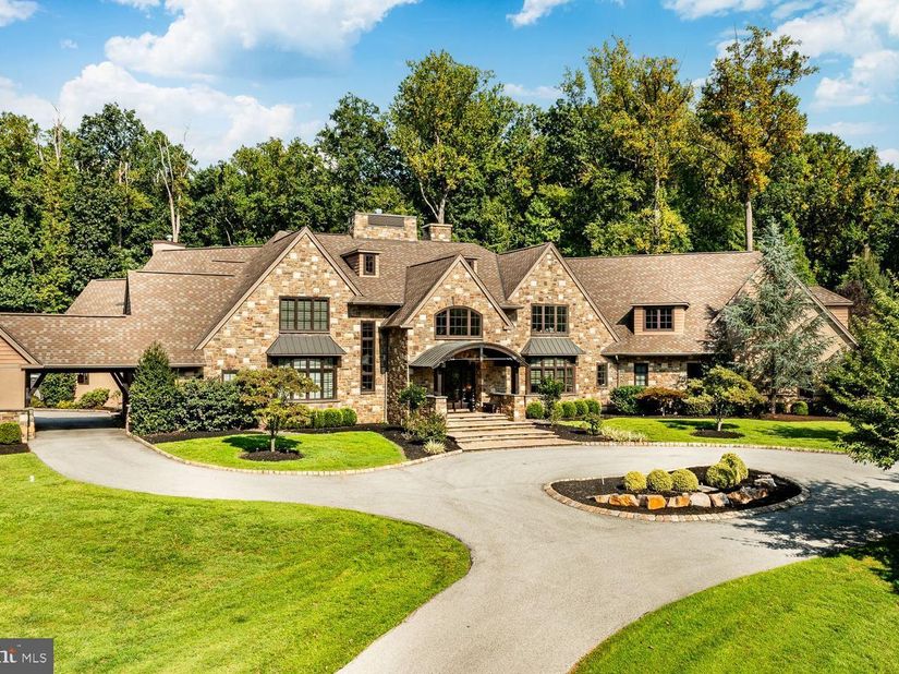 2250 Old Sentinel Trail, Malvern PA 19355