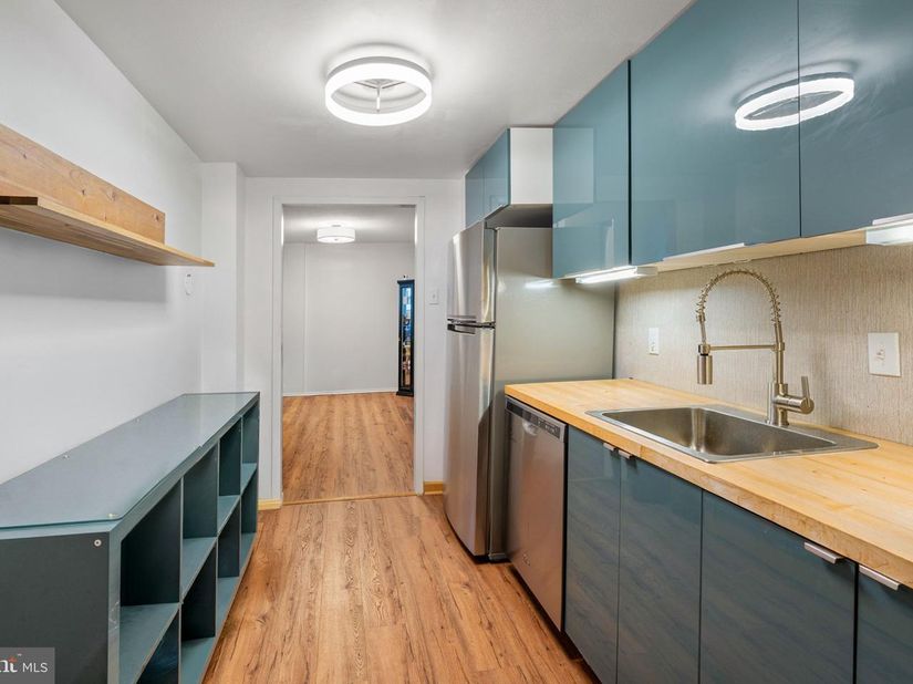100 West Avenue 301S, Jenkintown PA 19046