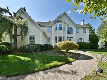 47 Loretta Circle