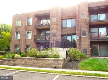 66 Oakridge Drive