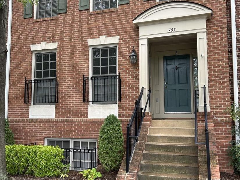 705 Massey Lane A, Alexandria VA 22314