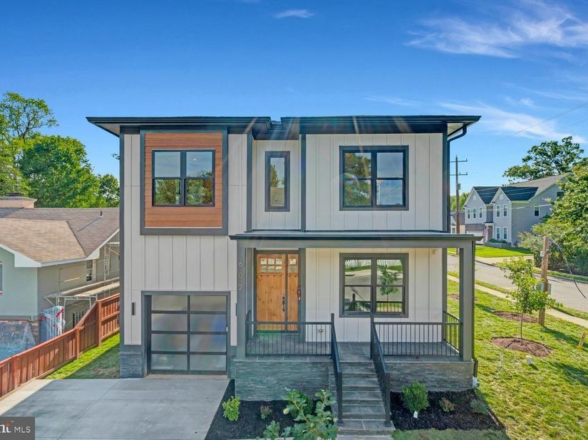 602 S Wakefield Street, Arlington VA 22204