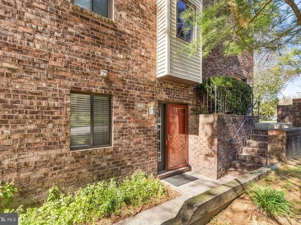 403 Mountainview Drive 403, Chesterbrook PA 19087