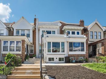 5338 Locust Street