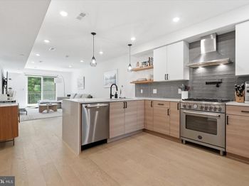 705 S 19TH Street