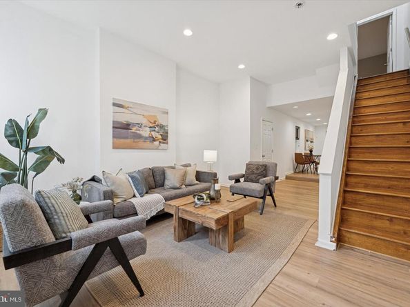 2126 N 8TH Street, Philadelphia PA 19122