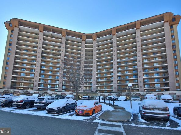 10512 Valley Forge Circle 512, King Of Prussia PA 19406