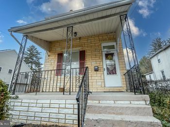 3817 Dennison Avenue