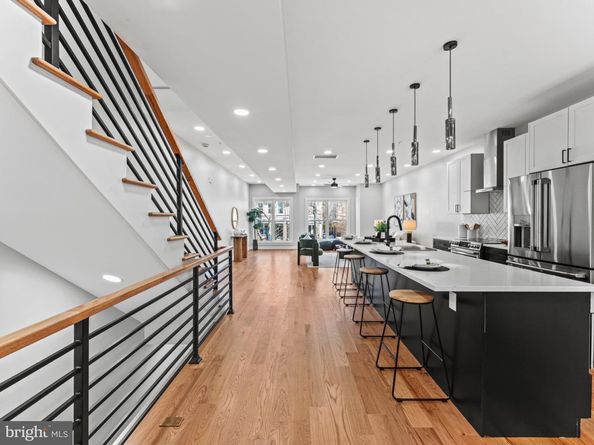 4320 7TH Street NW 2, Washington DC 20011