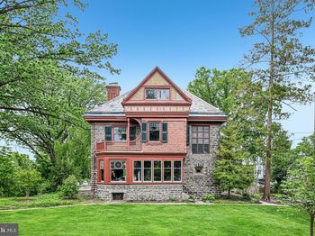 51 E Penn Street