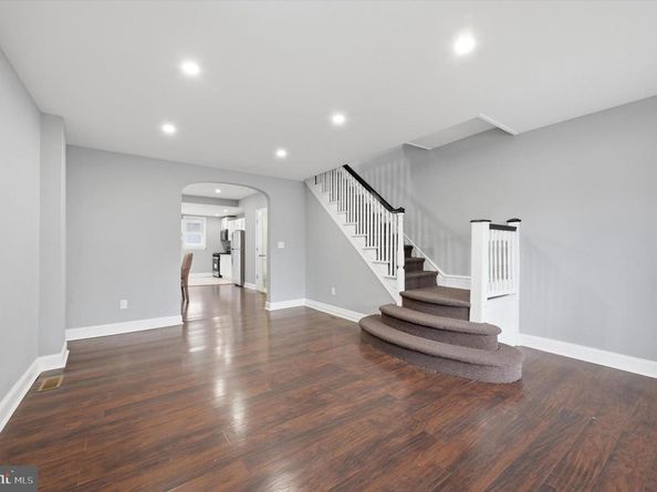 5657 Florence Avenue, Philadelphia PA 19143