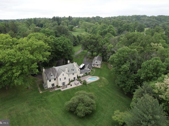 846 Maplewood Road, Wayne PA 19087