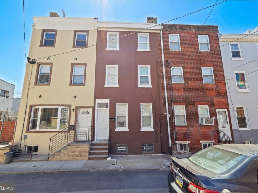 502 Mountain Street, Philadelphia PA 19148