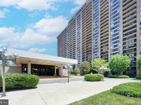 3705 S George Mason Drive 2102S, Falls Church VA 22041