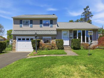903 Pine Road