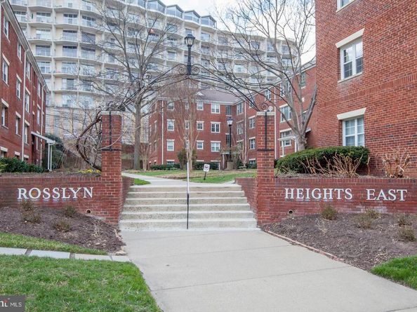 1224 Meade Street N ES202, Arlington VA 22209