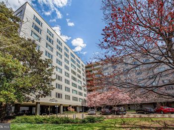 2475 Virginia Avenue NW