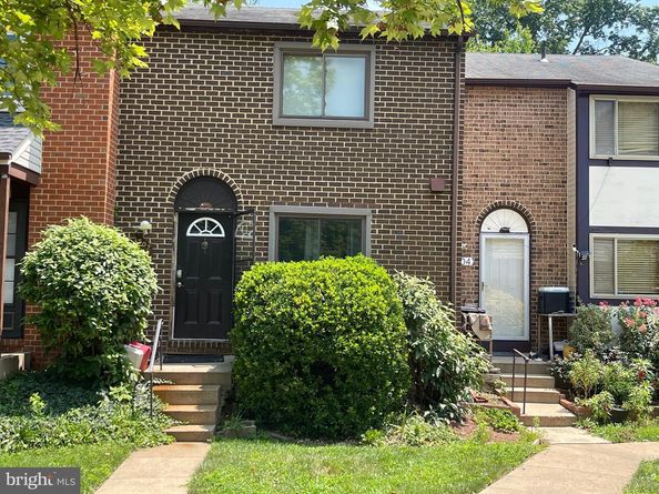 502 Giles Place, Sterling VA 20164