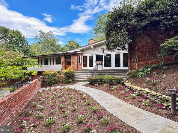 1753 Army Navy Drive, Arlington VA 22202