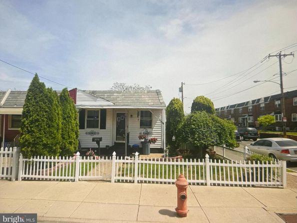 1841 S 28TH Street, Philadelphia PA 19145