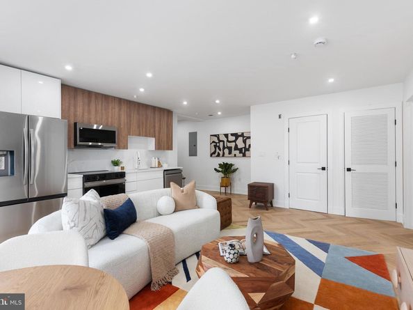 1124 Florida NE 303, Washington DC 20002