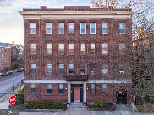 4725 Chester Avenue, Philadelphia PA 19143