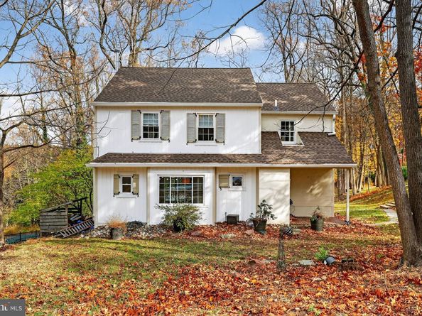 575 W Valley Road, Wayne PA 19087