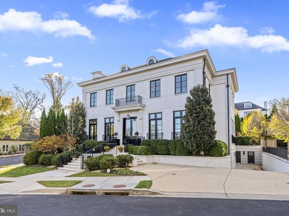 2109 Dunmore Lane NW, Washington DC 20007