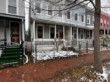 733 Morton Street NW