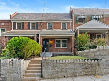 38 Crittenden Street NE