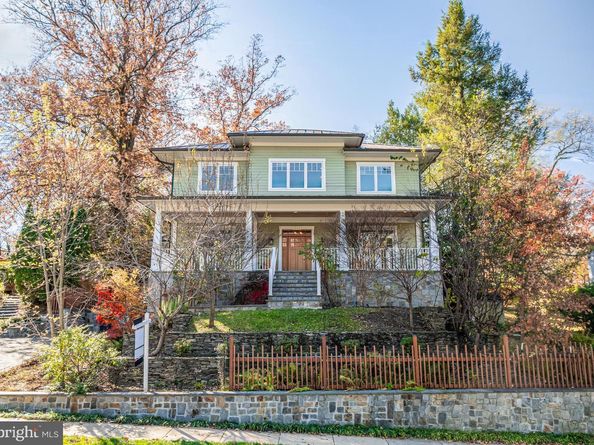 2136 Powhatan Street, Falls Church VA 22043