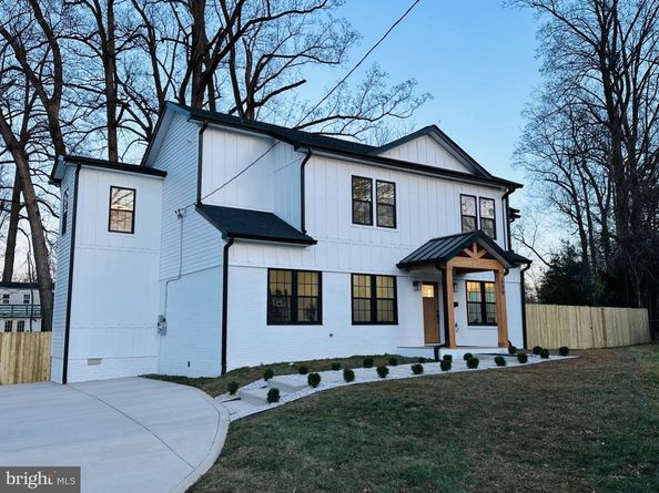 608 Laura Drive, Falls Church VA 22046