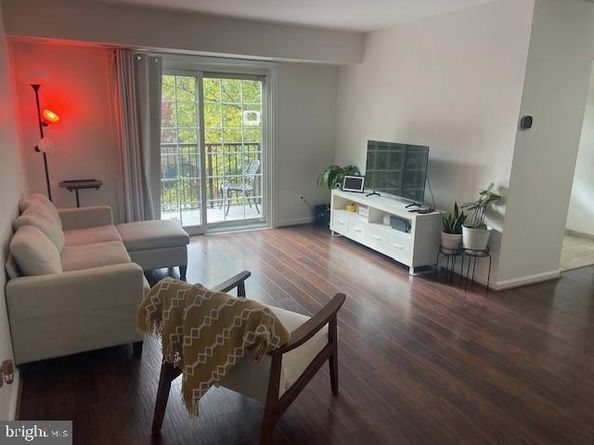 5929 Quantrell Avenue 301, Alexandria VA 22312