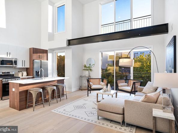 845 19TH Street NE 10, Washington DC 20002