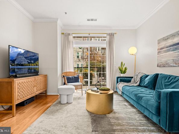 2321 25TH Street S 2106, Arlington VA 22206