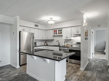 10713 Valley Forge Circle