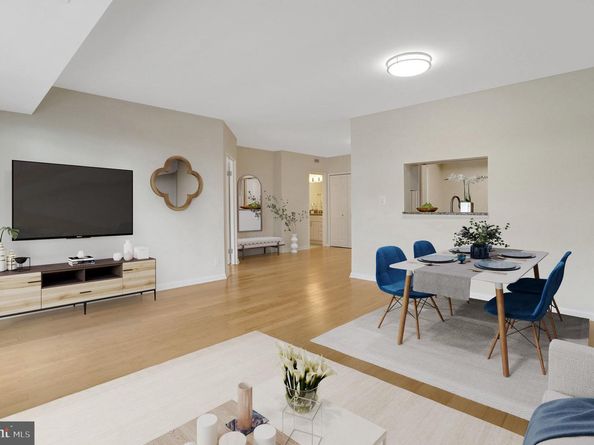 1805 Crystal Drive 1014S, Arlington VA 22202