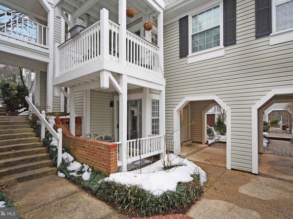 2905 S Woodley Street A, Arlington VA 22206