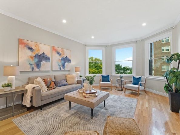 4 Charlesgate East 404, Boston MA 02215