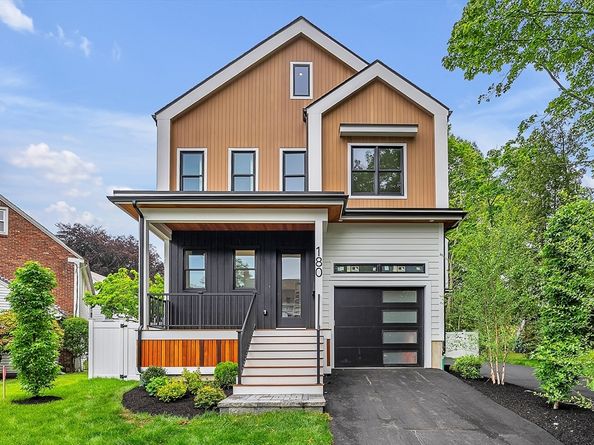 180 Hunnewell Ave 180, Newton MA 02458